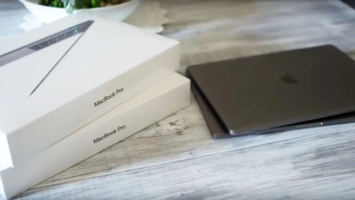 Watch EVERY 2018 15" MacBook Pro compared for Video Editing! on YouTube.