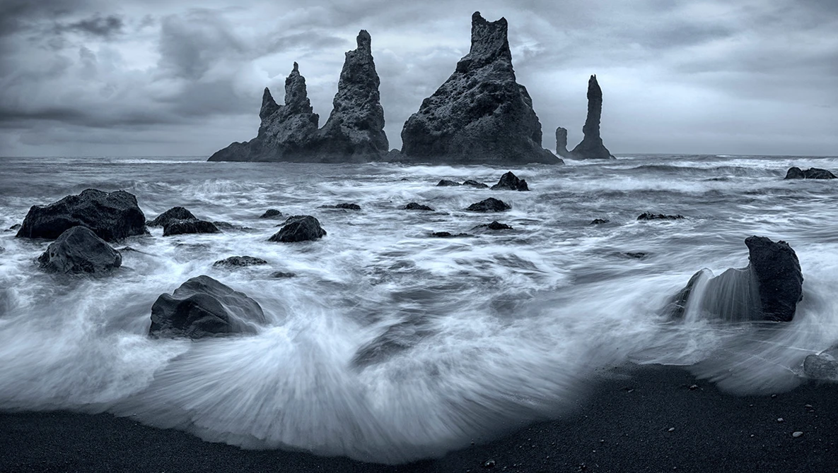 Watch AMAZING bad weather for landscape photography in Snowdonia on YouTube.