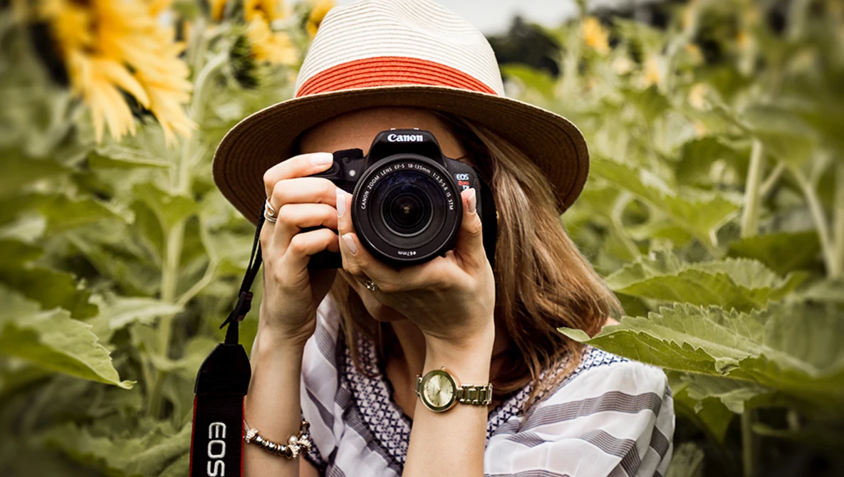 Watch 3 REASONS You DON'T NEED to be a PRO to Make GREAT PHOTOS! on YouTube.