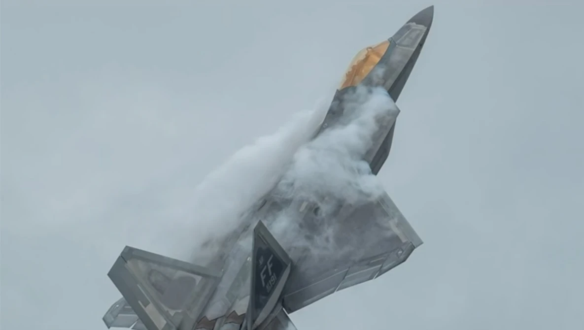 Watch In the cockpit with photographer Frank Crebas on YouTube.