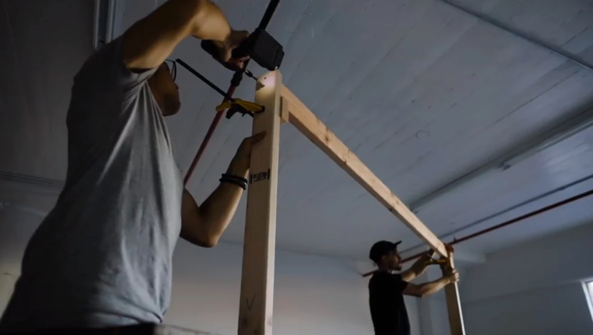 Watch Building a DIY Photo Backdrop from Scratch on YouTube.