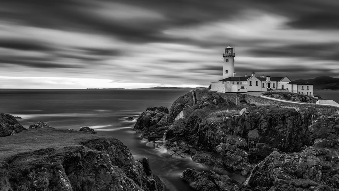 Watch LANDSCAPE PHOTOGRAPHY TIPS - Working the Location on YouTube.