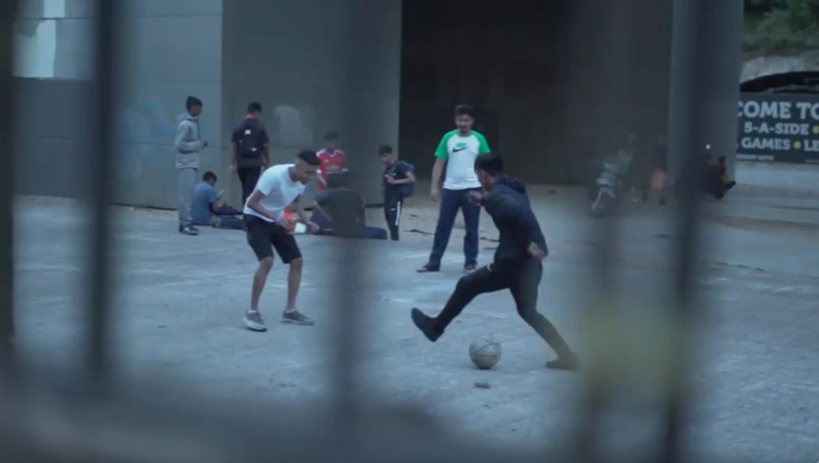 Watch One Lens Challenge [vs Oliver Astrologo] on YouTube.