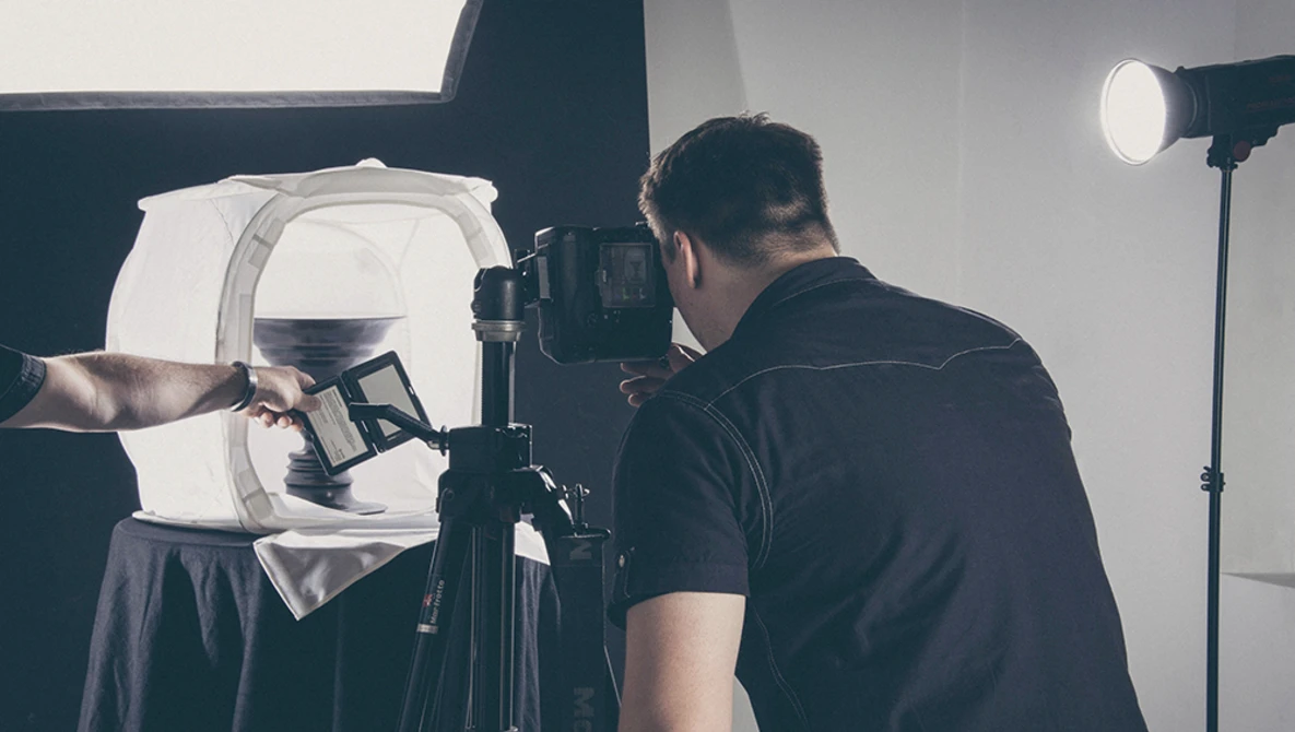 Watch 10 Steps On How To Become A Successful Photographer Part 2 on YouTube.