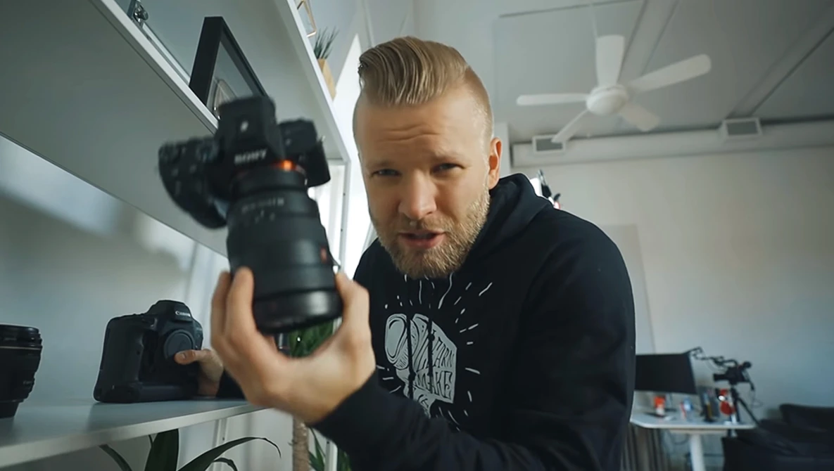 Watch FIRST 10 THINGS YOU NEED AS A FILMMAKER on YouTube.