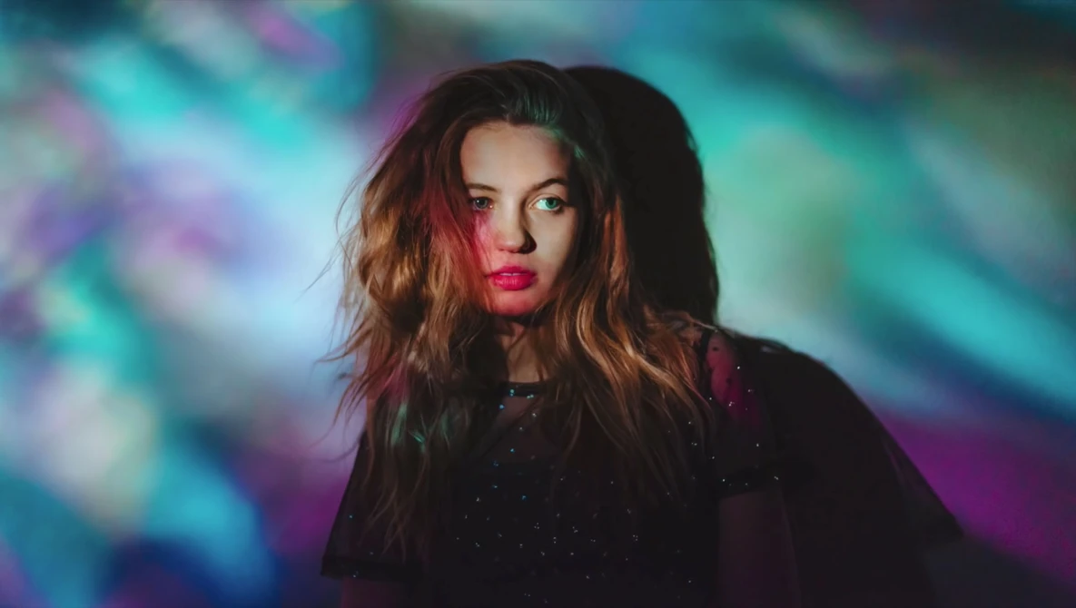 Watch 5 Creative Photography Tricks Using ONLY Phone Light on YouTube.