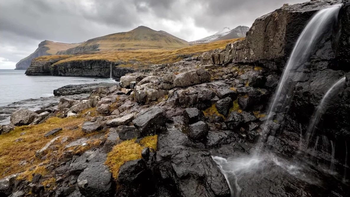 Watch WHY you don’t need PERFECT LIGHT to shoot the BEST PHOTO on YouTube.