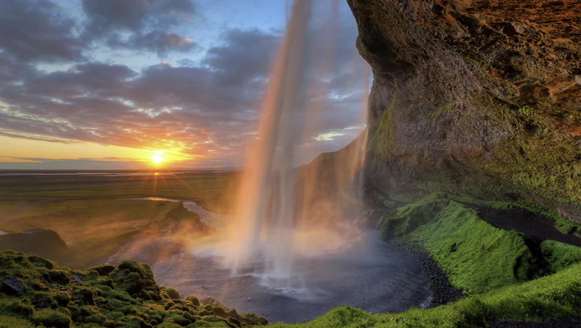 Watch ANTICIPATING LIGHT in Landscape Photography on YouTube.