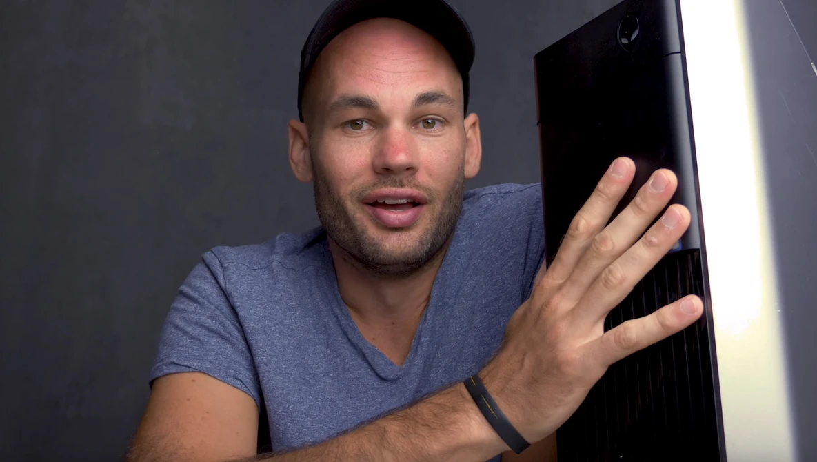 Watch UPDATE! Dell Fixed My Bricked Desktop For Free on YouTube.
