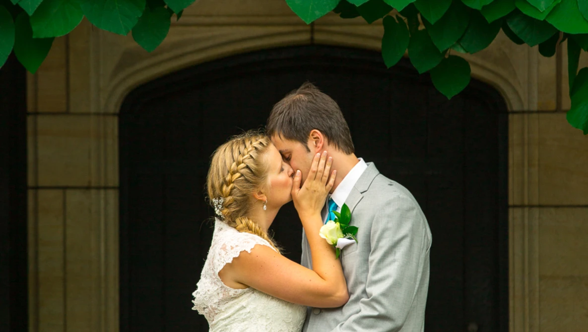 Watch 4(more) Secret Weapons for Wedding Photographers on YouTube.