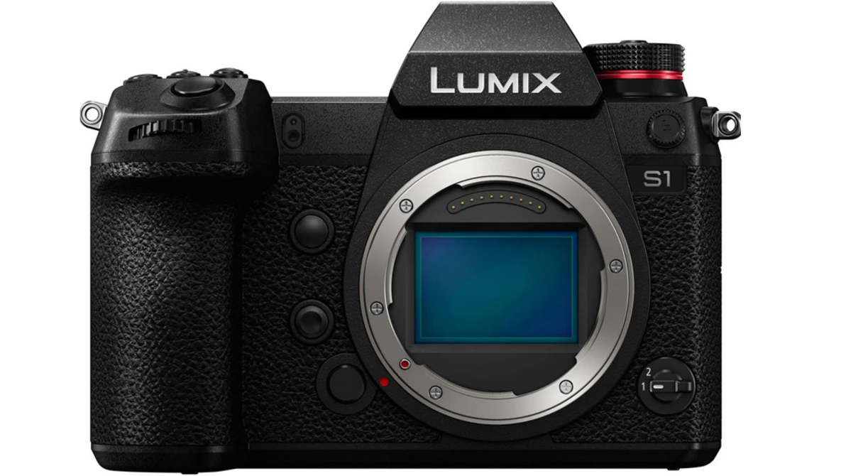 Watch Panasonic Lumix S1 VS Sony A7III | Is BIGGER Better? on YouTube.