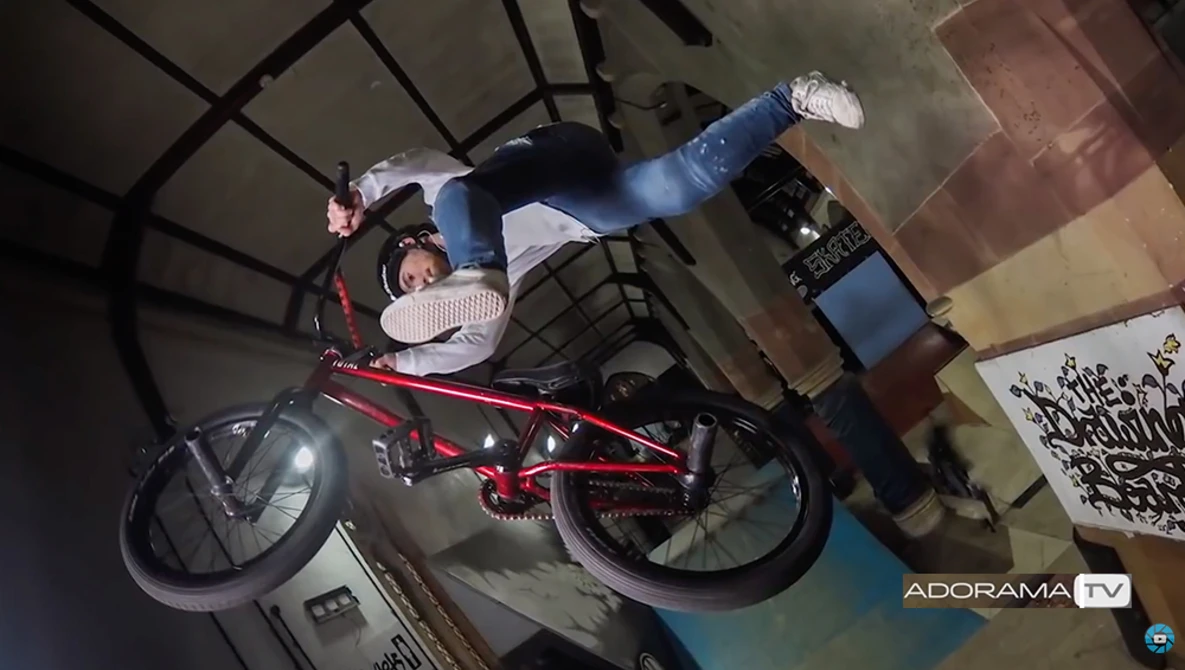 Watch Freeze Action with HSS Flash: Take and Make Great Photography with Gavin Hoey on YouTube.