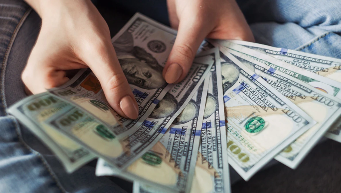 Watch 3 $ Tips for a Profitable Photography Business on YouTube.