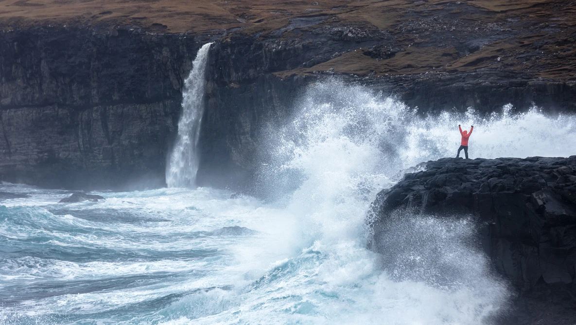 Watch 5 STEPS to MASTER your 70-200 TELEPHOTO lens on YouTube.