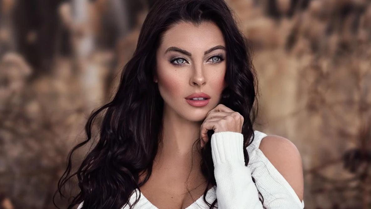 Watch The Best Sony Portrait Lenses: Sony 100mm 2.8GM STF OSS on YouTube.