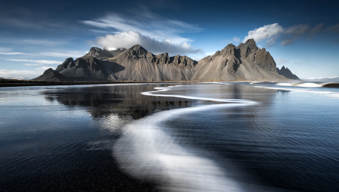 Watch 5 STEPS to make POWERFUL 16-35mm WIDE-ANGLE photos on YouTube.