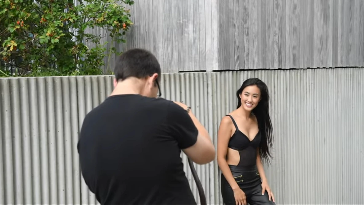 Watch Fujifilm GFX 50R vs Hasselblad X1Dii 50C on YouTube.