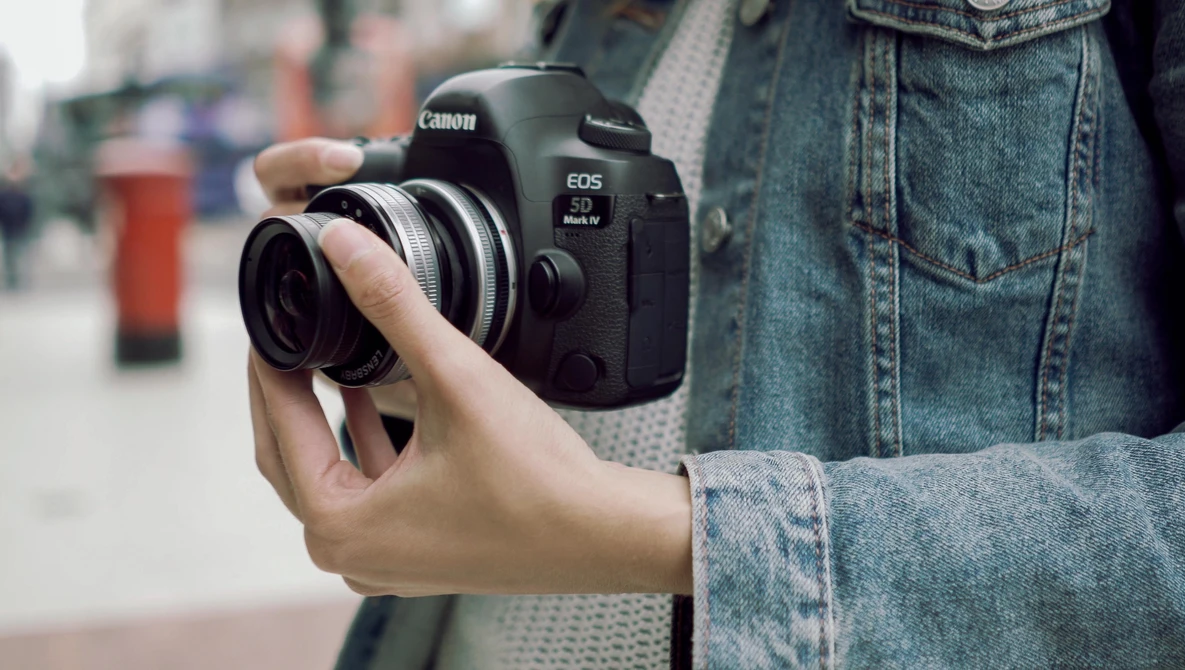 Watch Lensbaby Composer Pro II with Edge 35: My First Time Doing Street Photography on YouTube.