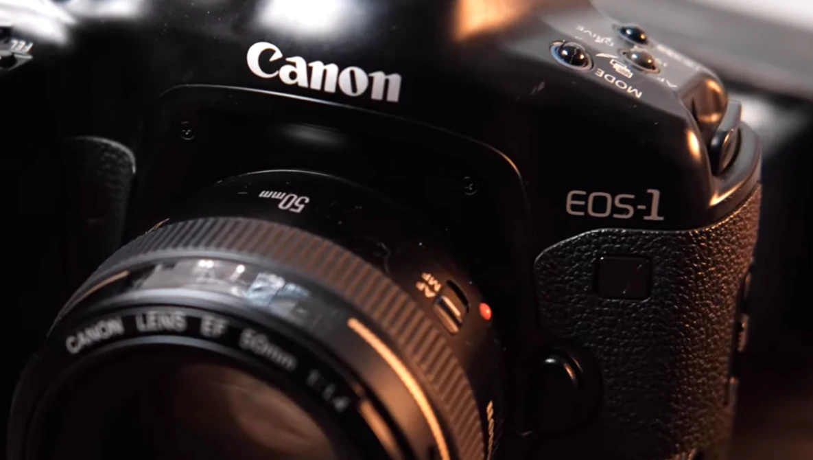 Watch Photo Duel #44: First Canon DSLR vs Last Canon Film SLR [EOS 1V vs EOS 5D] on YouTube.