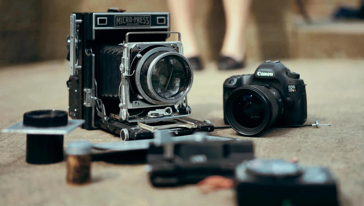 Watch Large Format Is Still Completely Unrivaled: Canon 5DSR Versus 4x5 Large Format Film - Part 1 on YouTube.