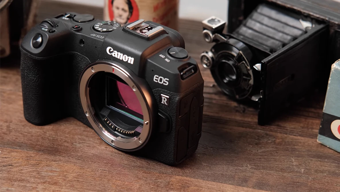 Watch CANON VS FUJI COLOR - Blind Test Comparison on YouTube.