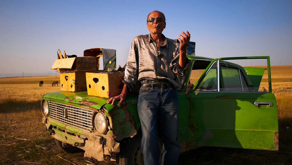 Watch 7 Unusual Travel Photography Tips (GAME-CHANGING) on YouTube.