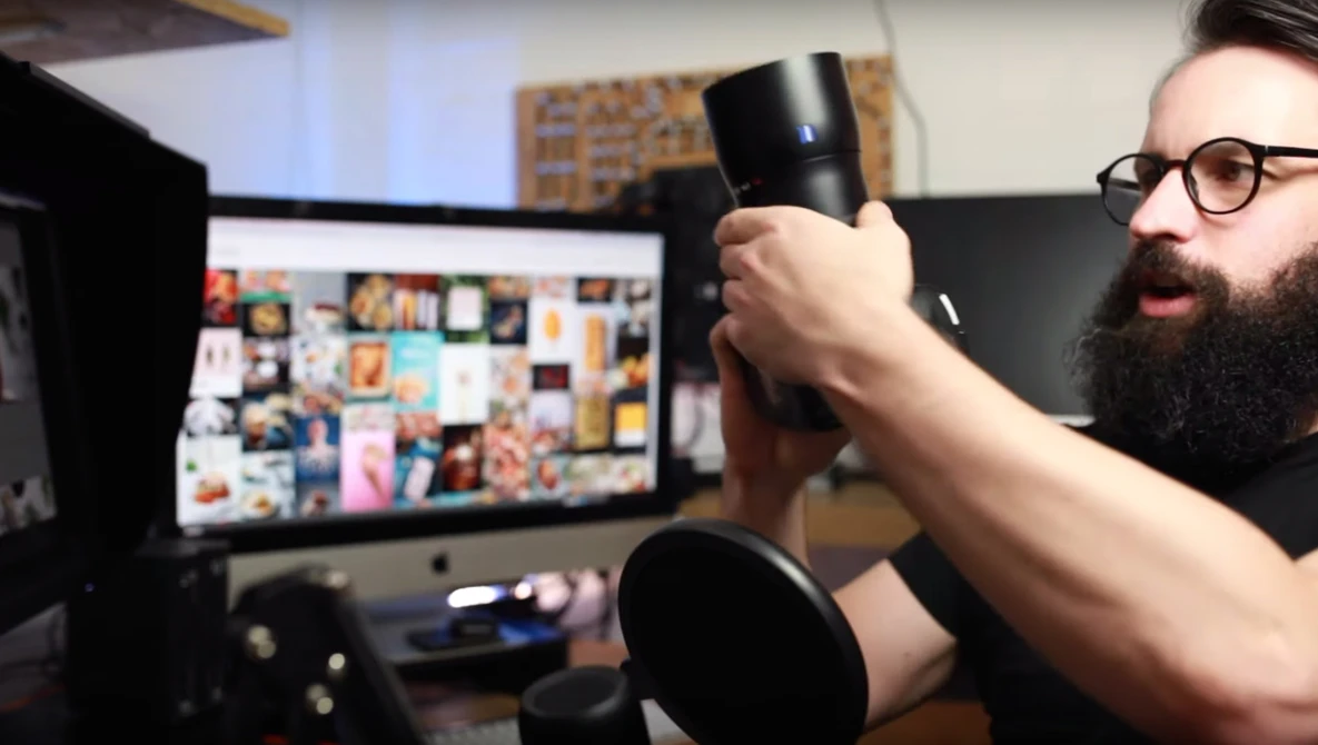 Watch 100mm f2 Carl Zeiss Makro Milvus Review + Sample Images on YouTube.