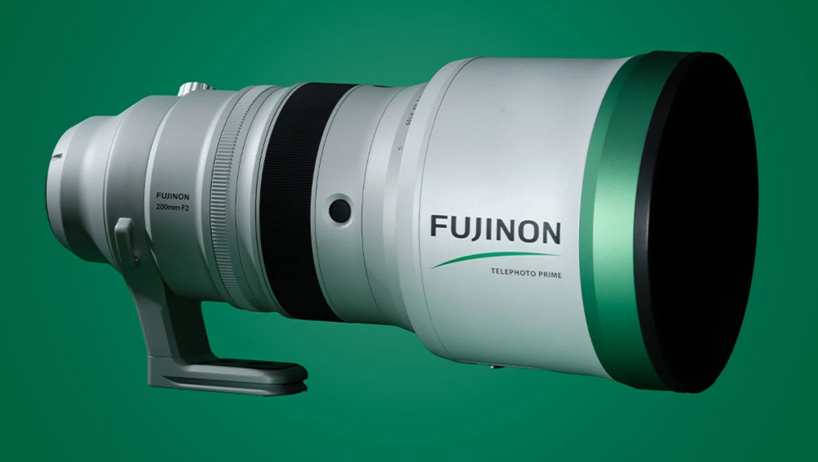 The Fujinon 200mm f/2 From the Point of View of a Portrait
