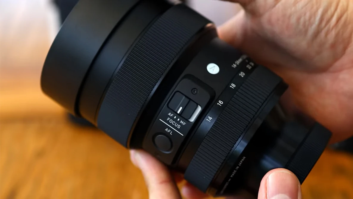 Watch Sigma 14-24mm f/2.8 DG DN 'Art' lens review with samples (Full-frame & APS-C) on YouTube.