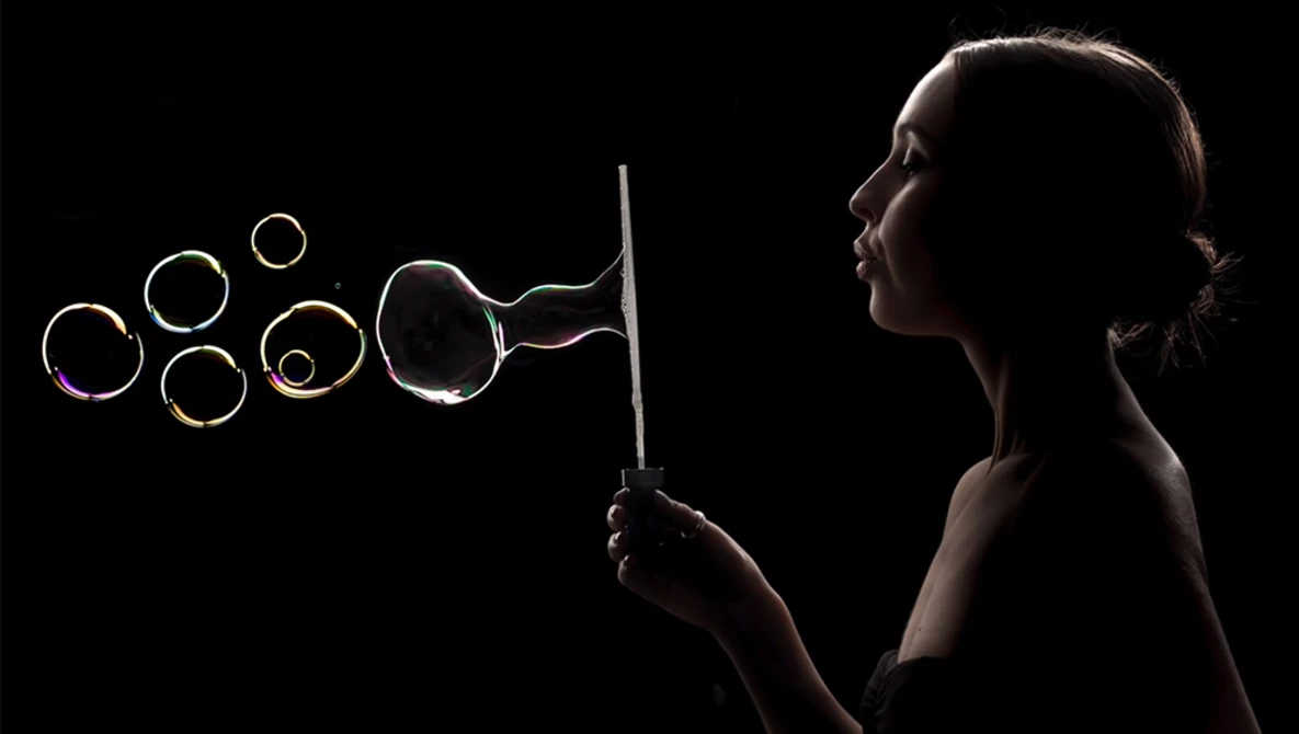 Watch Rim Lighting For Portraits: Take and Make Great Photography with Gavin Hoey on YouTube.