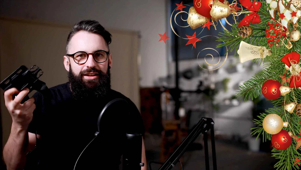 Watch How To Photograph Christmas Day on YouTube.