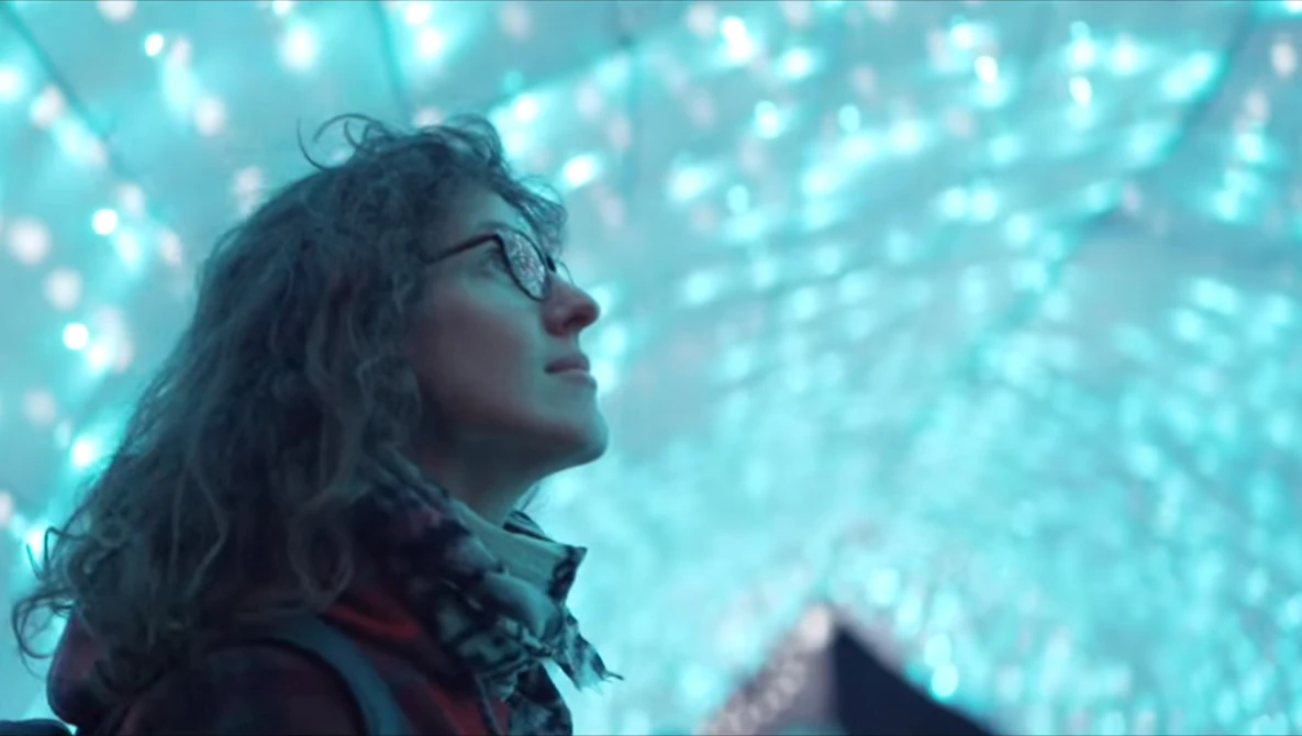 Watch This weird Lens is a Revolution on YouTube.