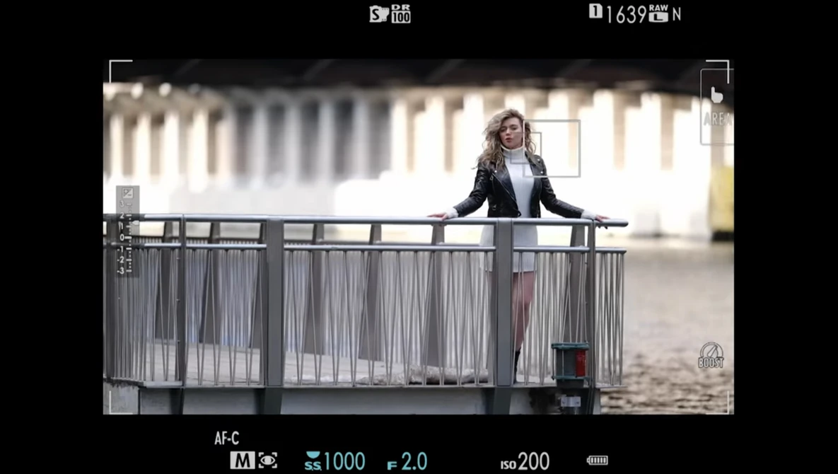 Watch The FUJI XT4 + 200mm F2 | Straight MAGIC! on YouTube.