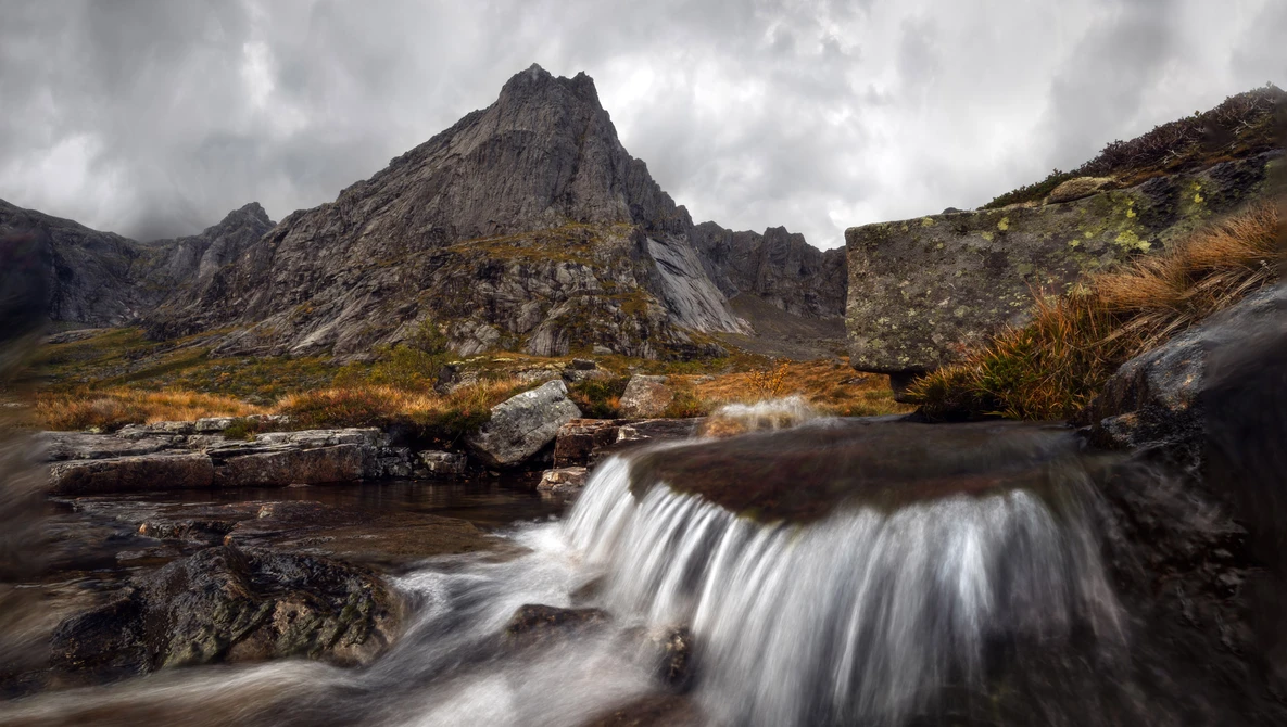 Watch 9 GREAT Tips to Photograph Waterfalls on YouTube.