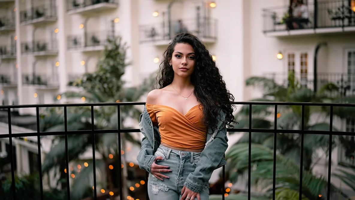 Watch Sigma 35mm F1.2 | Photoshoot + first impressions on YouTube.