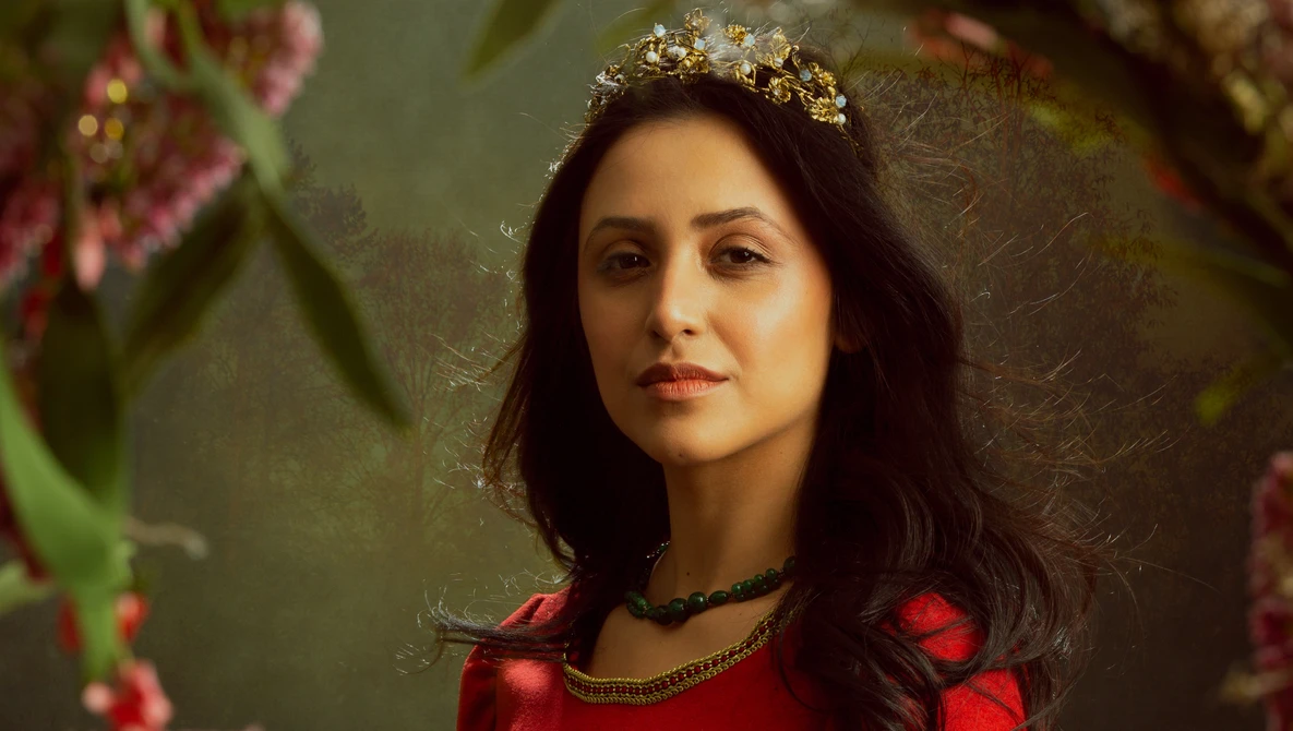 Watch Create Incredible Portraits in Small Spaces on YouTube.