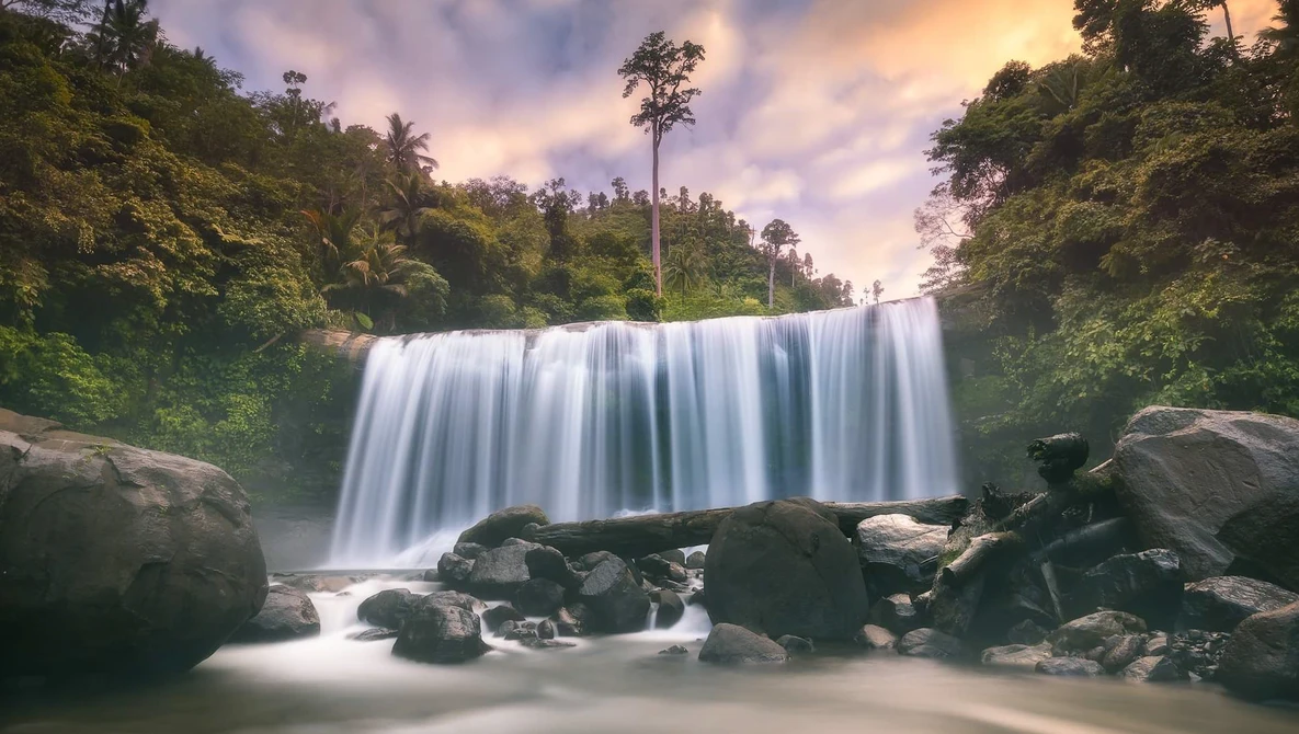 Watch The First Three Filters Every New Landscape Photographer Should Buy on YouTube.