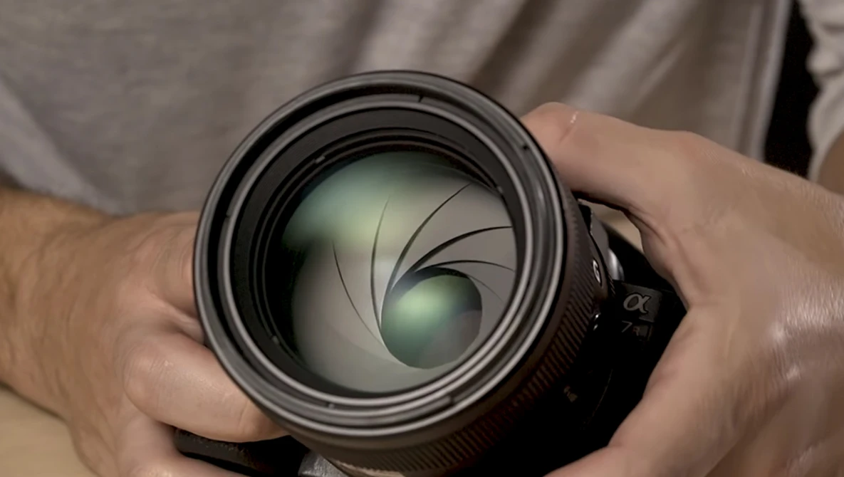 Watch PHOTOGRAPHY BASICS in 10 MINUTES on YouTube.