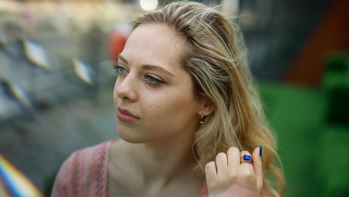Watch A Quick Review of the Lensbaby OMNI Filters on YouTube.