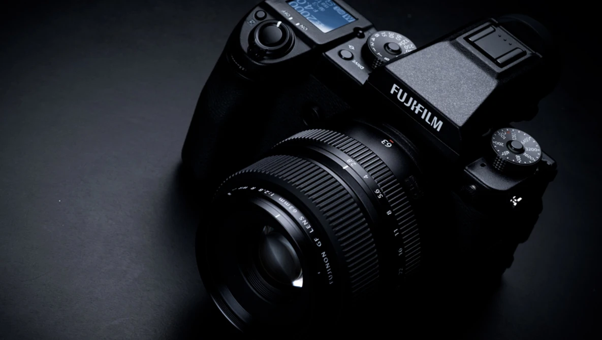 Watch FUJIFILM Interview – Toshi Iida General Manager About Industry Phase, X-T4 and More on YouTube.