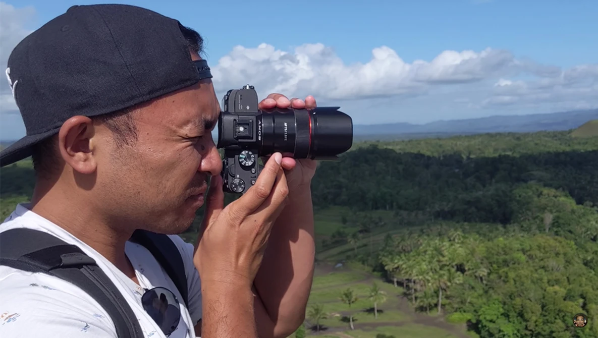 Watch FIRST LOOK! Samyang 75mm F1.8 AF FE | John Sison on YouTube.