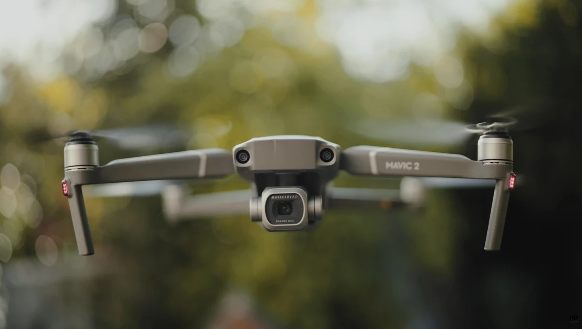 Watch REVIEW of the DJI Mavic Air 2 on YouTube.