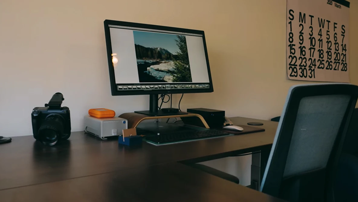Watch A Photographer's Guide to Working From Home - How to stay Productive/Inspired! on YouTube.