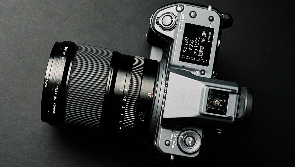 Fujifilm GFX 100: Technical Marvel, Ergonomic Nightmare | Fstoppers