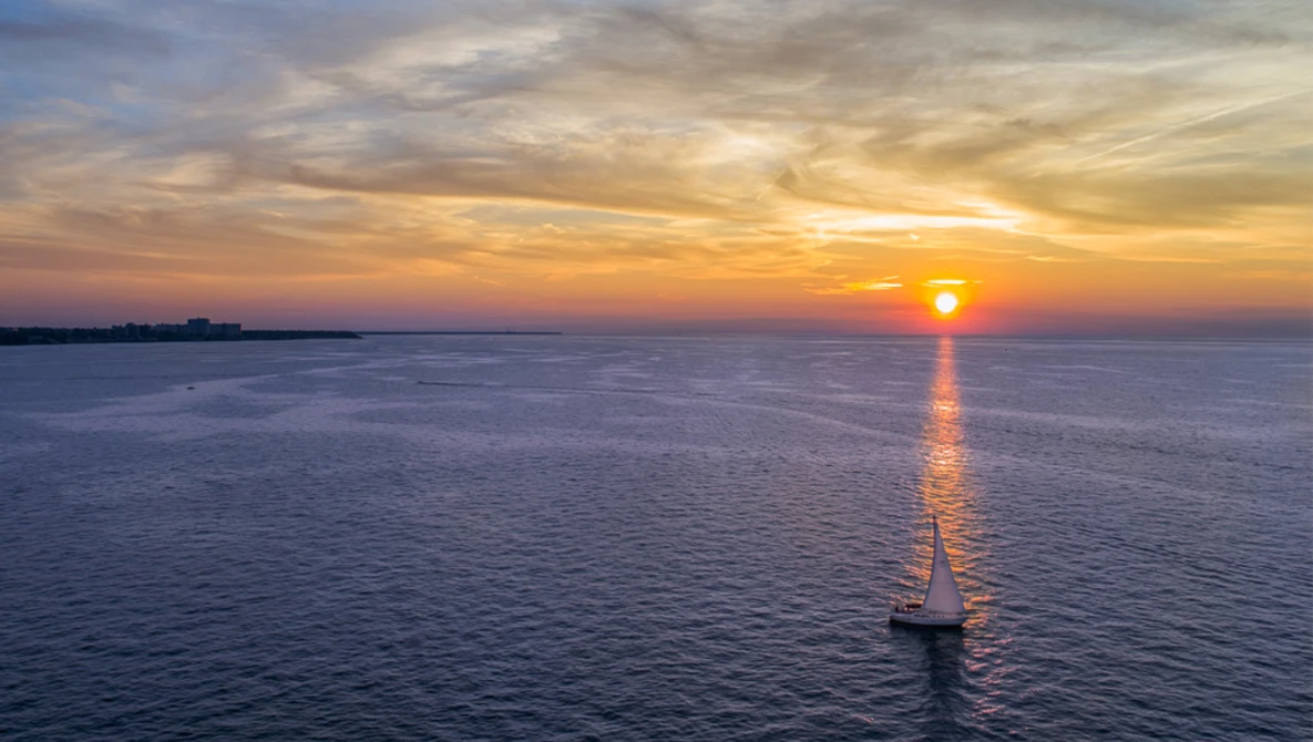 Watch Exposure Bracketing and HDR: Ask David Bergman on YouTube.