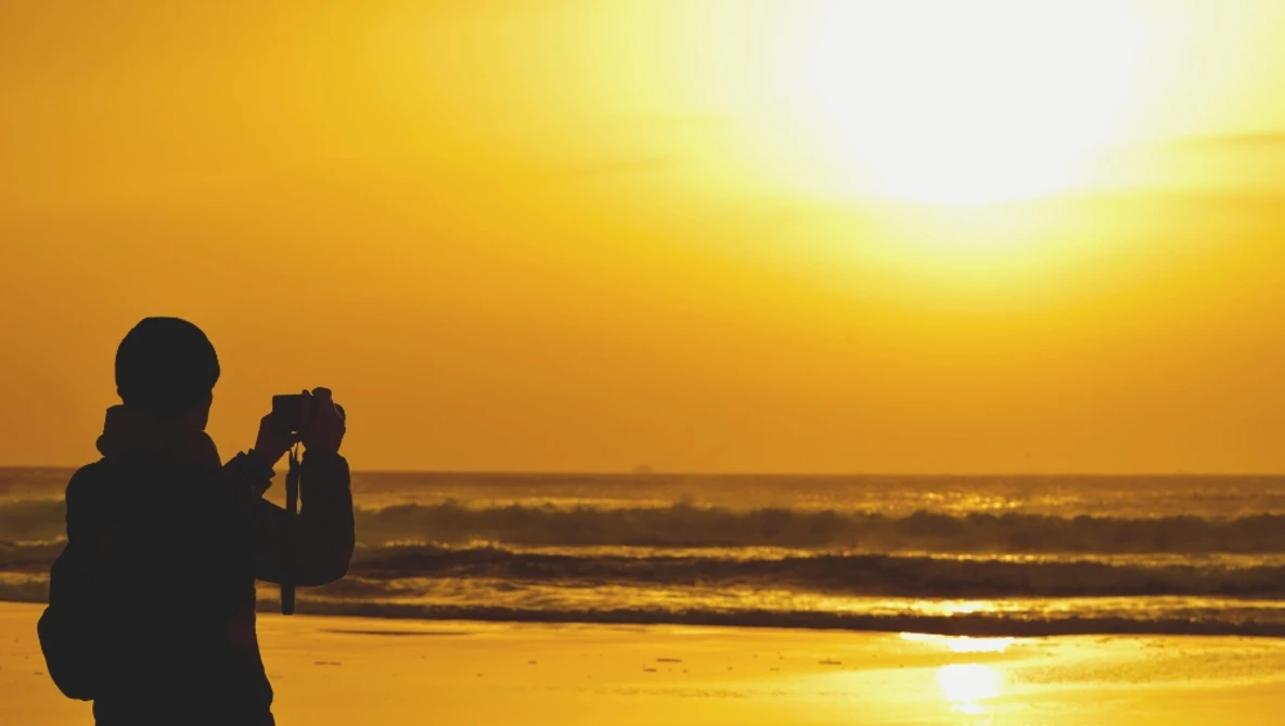 Watch Photography Locations, 4 of the best Methods for your Photoshoots on YouTube.
