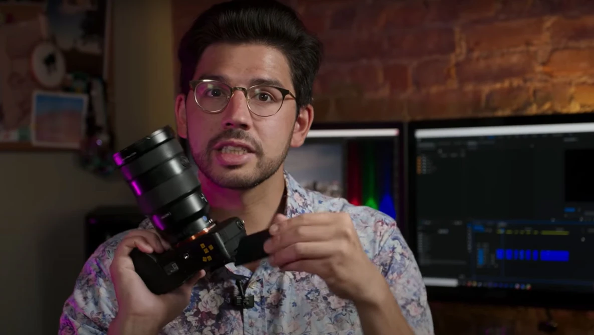 Watch Sony a7S III | Hands-on Review on YouTube.