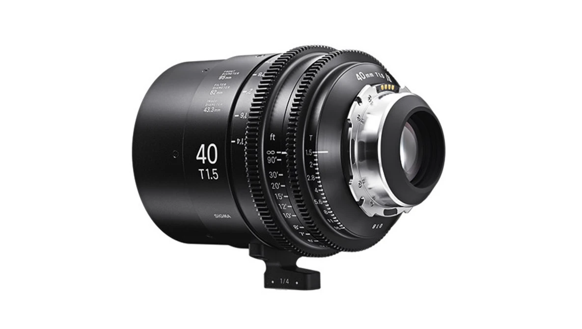 Watch Can you shoot a film with only a SINGLE LENS? on YouTube.