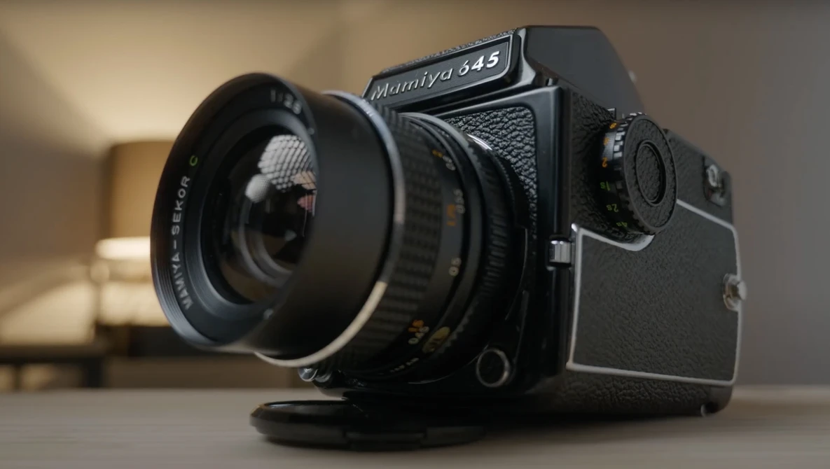 Watch Buying Your First Medium Format Camera - SLR vs TLR vs Rangefinder on YouTube.