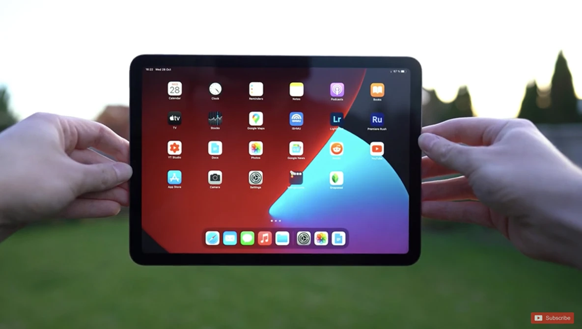 Watch iPad Air 2020 - Review for Content Creators on YouTube.
